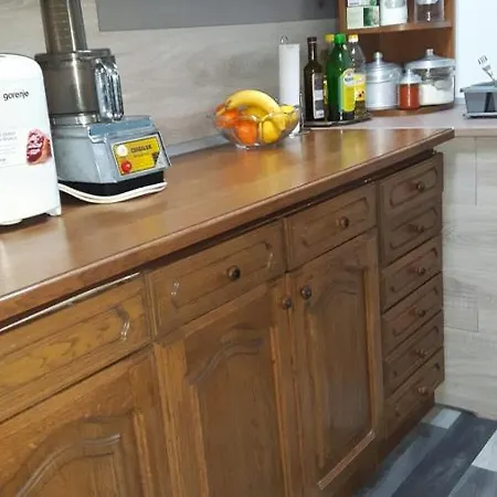 شقة Pavelic